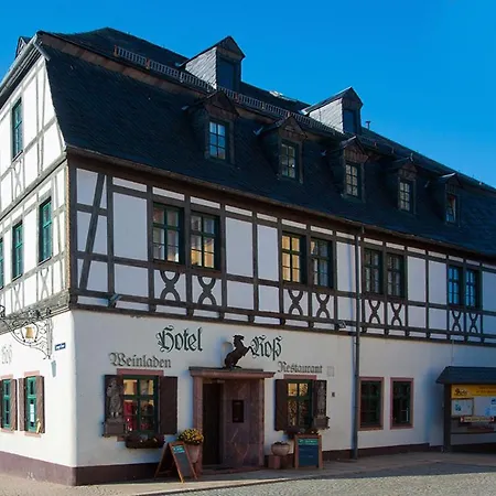 Ross Hotel